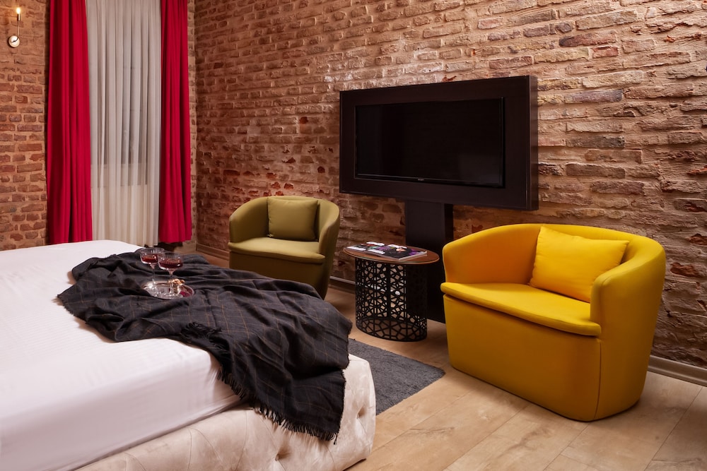 NINE ISTANBUL HOTEL 38/50