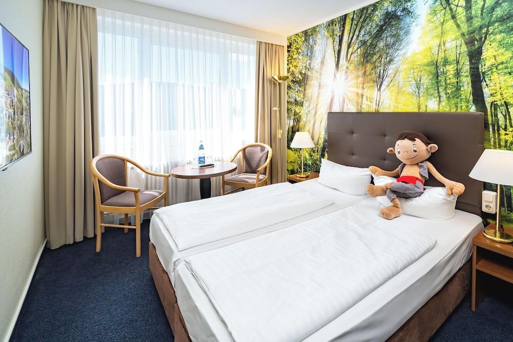غرفة عائلية بإطلالة على الحديقة بغرفتي نوم، Ahorn Hotel Am Fichtelberg 2/2
