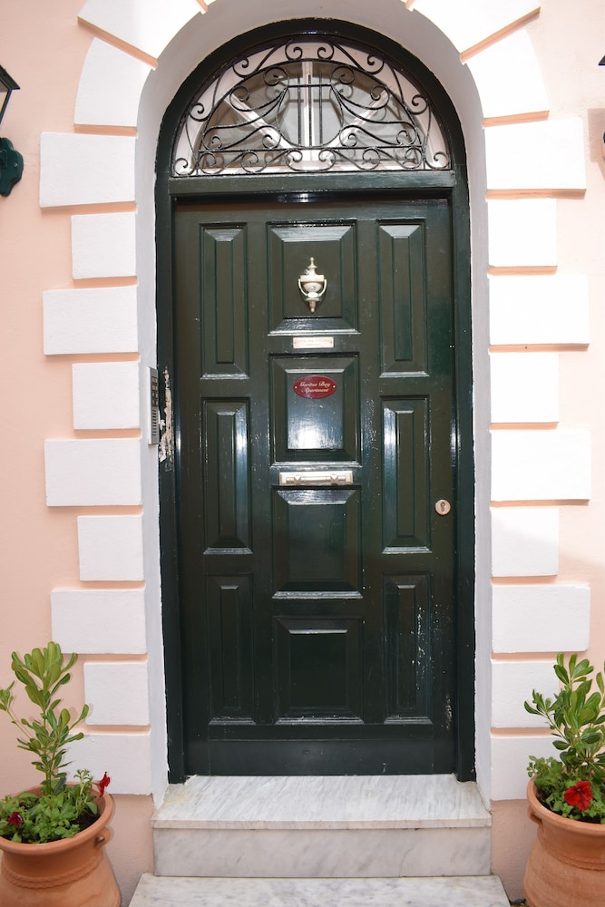 Garitsa bay Apartment 11/50