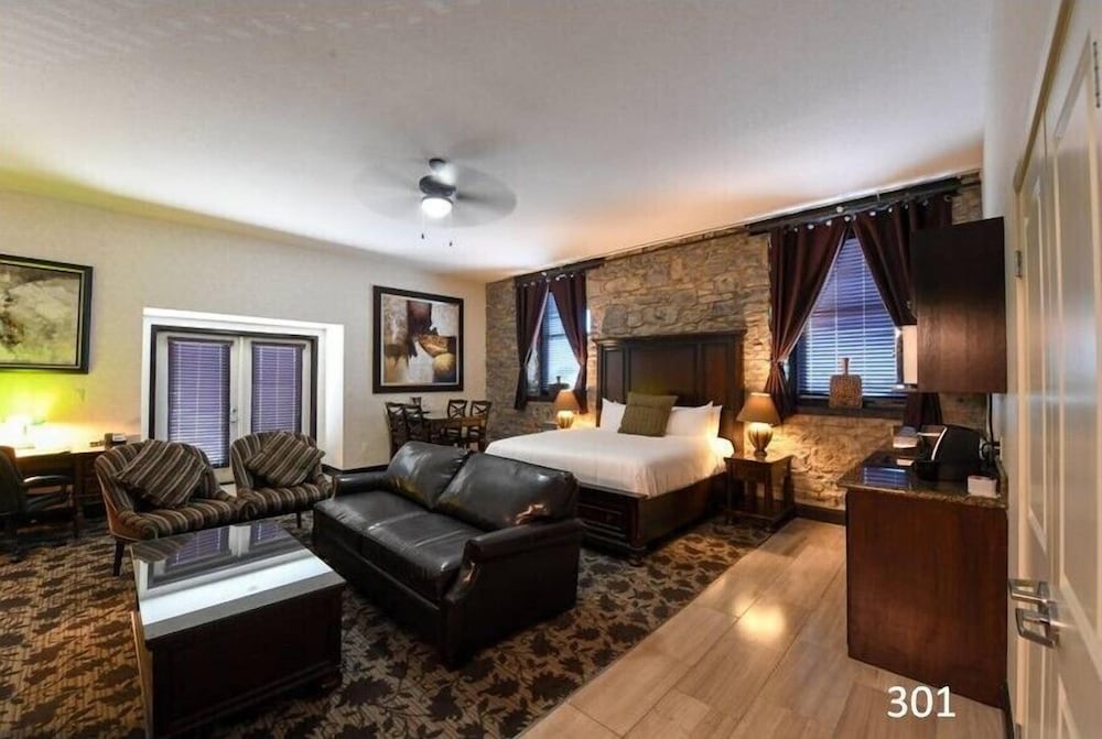 Stone Mill Inn 23/40