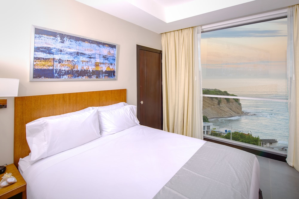 Wyndham Manta Sail Plaza Hotel and Convention Center 20/57