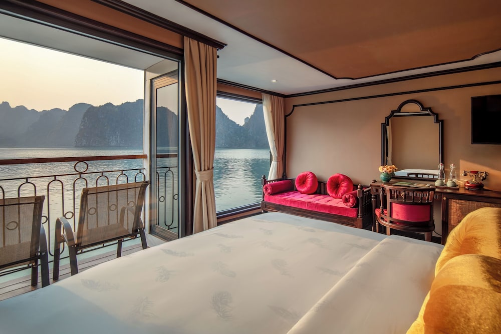 Indochine Cruise Lan Ha Bay 16/50
