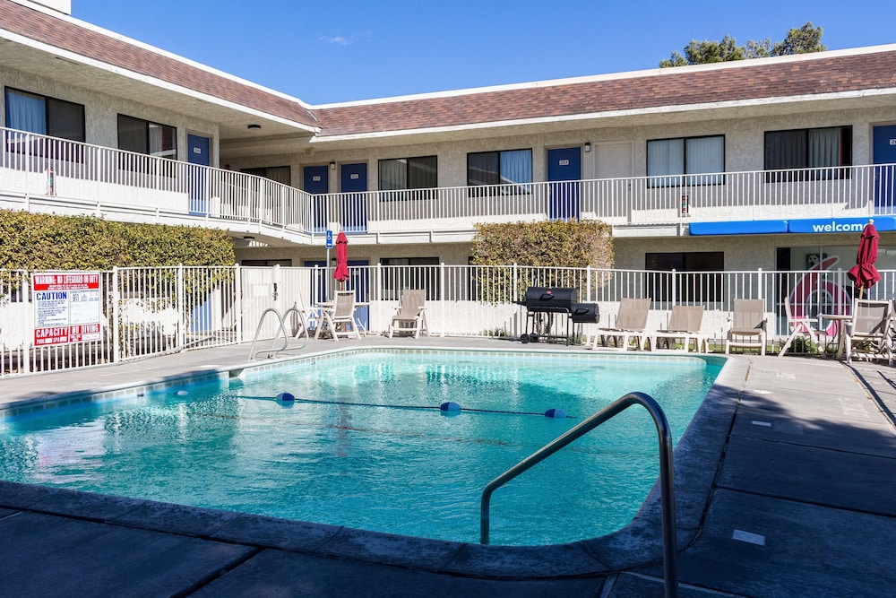 Motel6 Mojave, CA in MOJAVE - CA