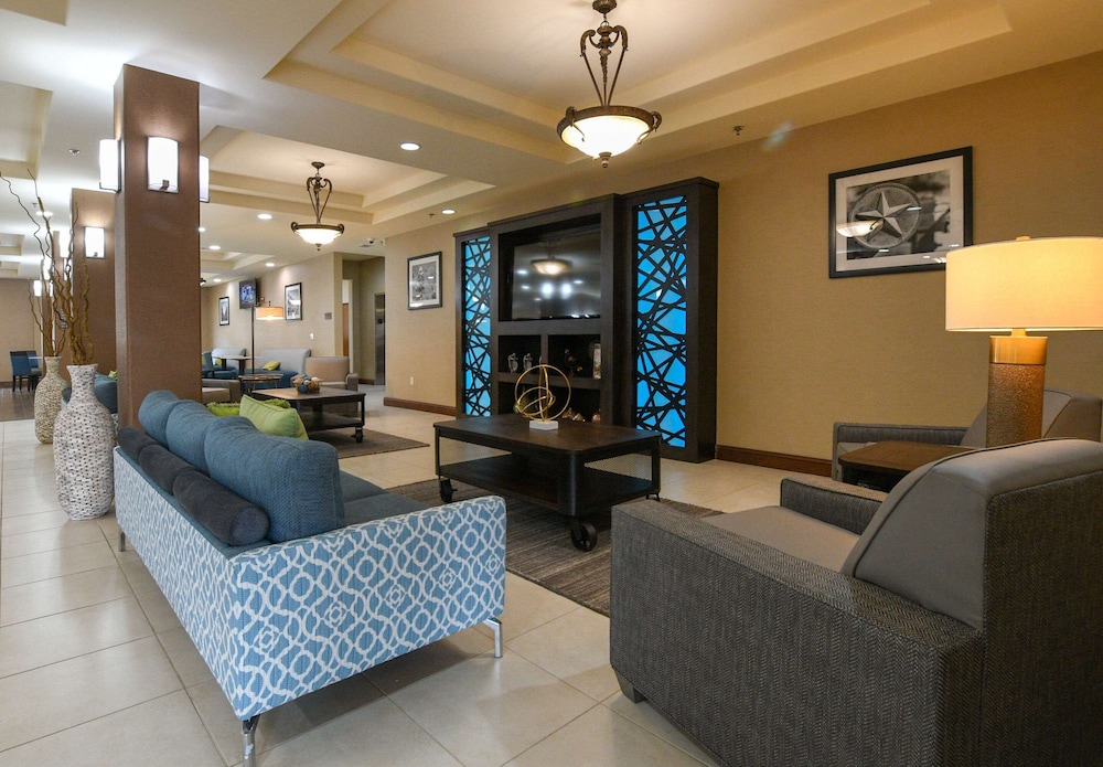 Baymont Inn & Suites by Wyndham Glen Rose 31/46