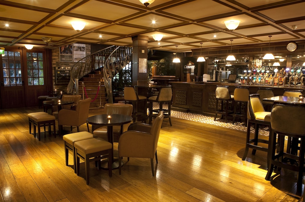 The Court Yard Hotel 32/48