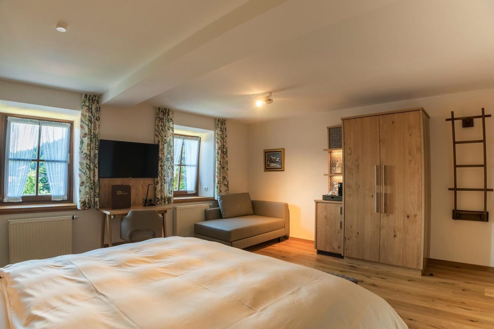 Hotel Oberschmied 9/47