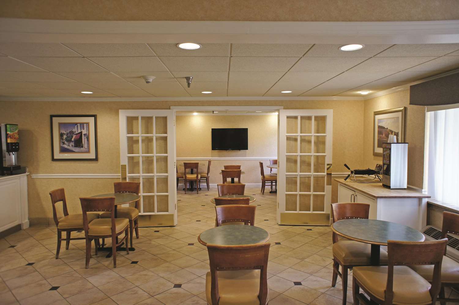 La Quinta Inn & Suites by Wyndham Tampa Fairgrounds - Casino 38/43