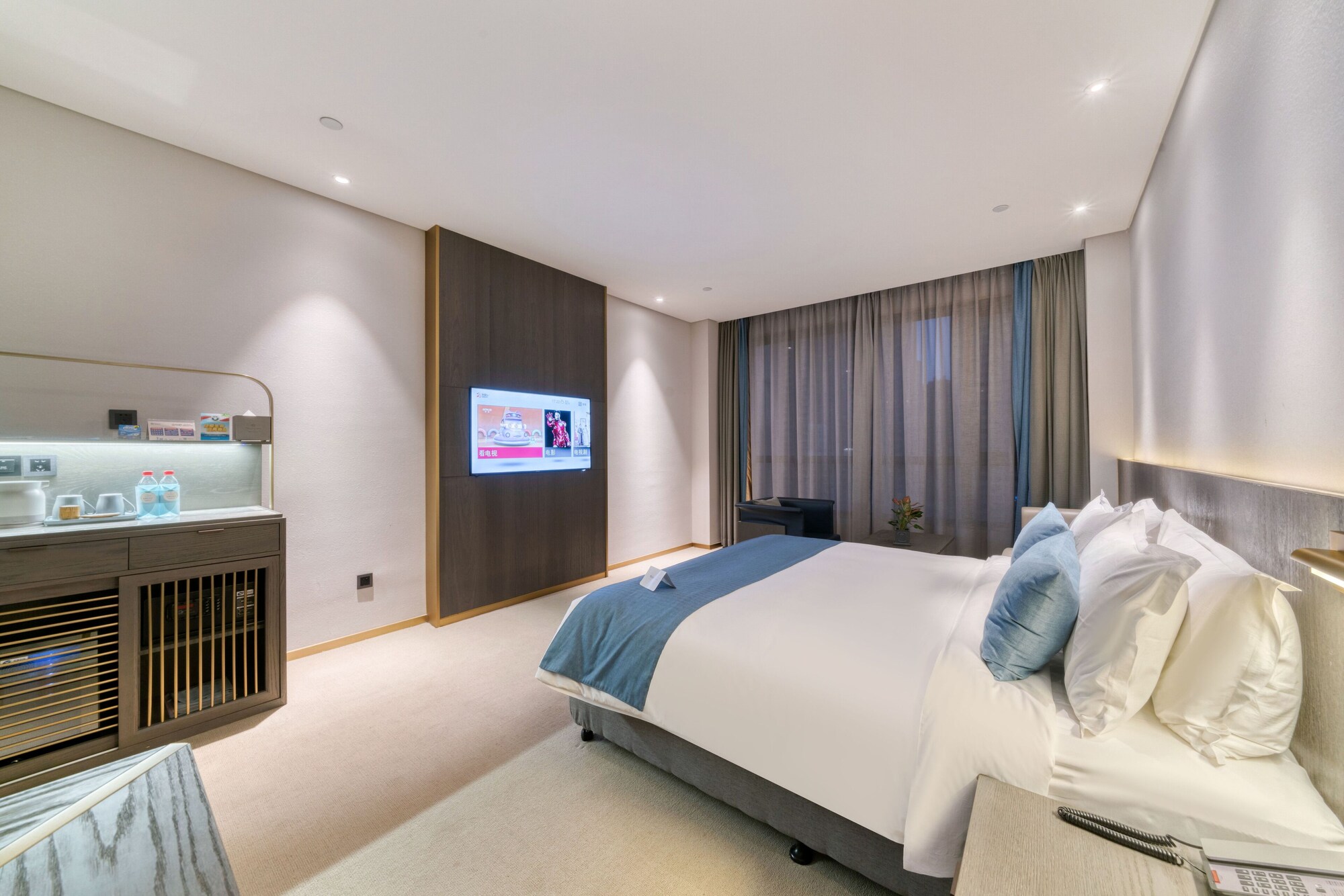SUPERIOR, DOUBLE BED