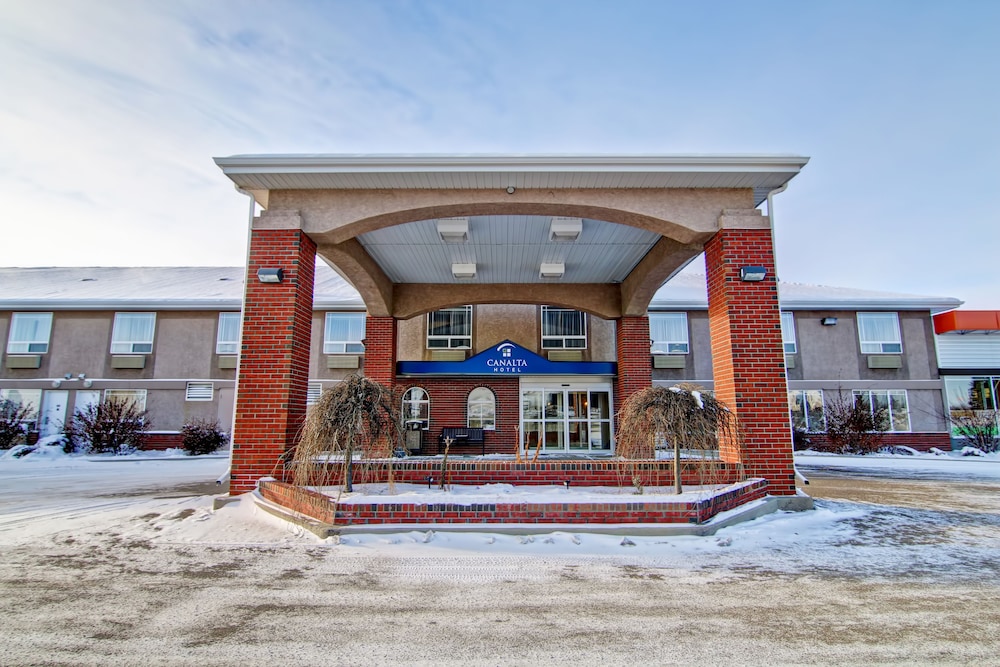 Ramada by Wyndham Ponoka 3/39