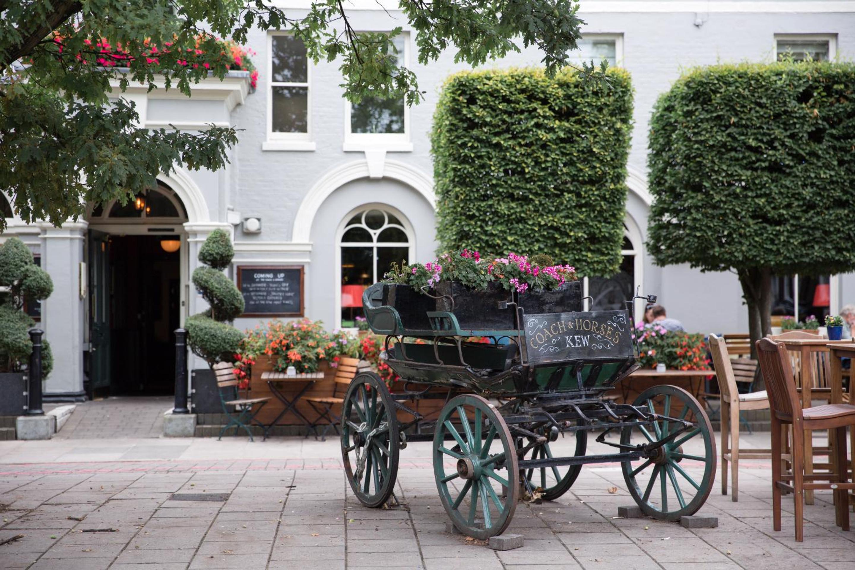 Coach & Horses Hotel 39/49