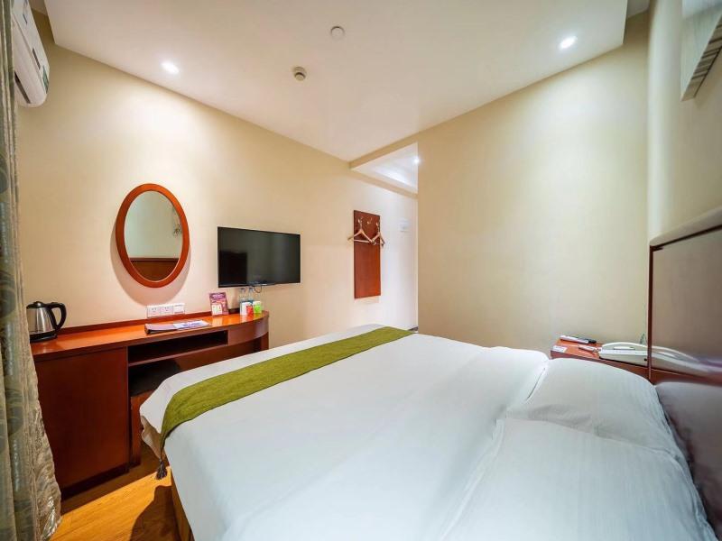 GreenTree Inn Shanghai East Xietu Road Jiuyuan Express Hotel 26/47