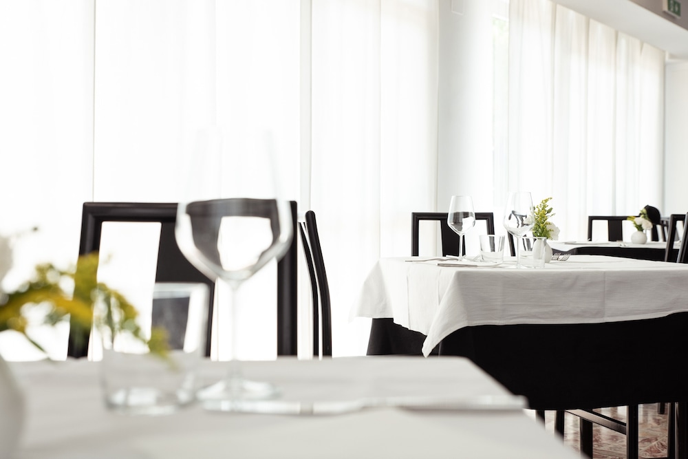 Hotel Adria 28/56
