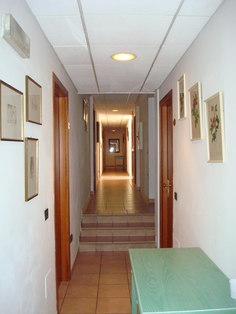 Albergo Bar Cenni 30/48