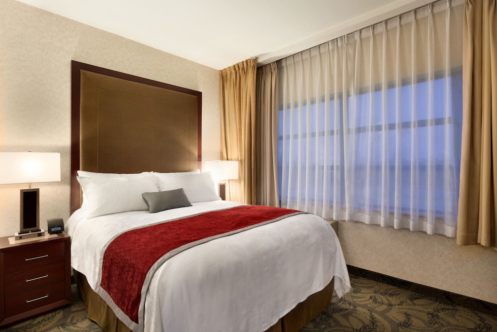 Poco Inn And Suites Hotel Conference Centre 22/58