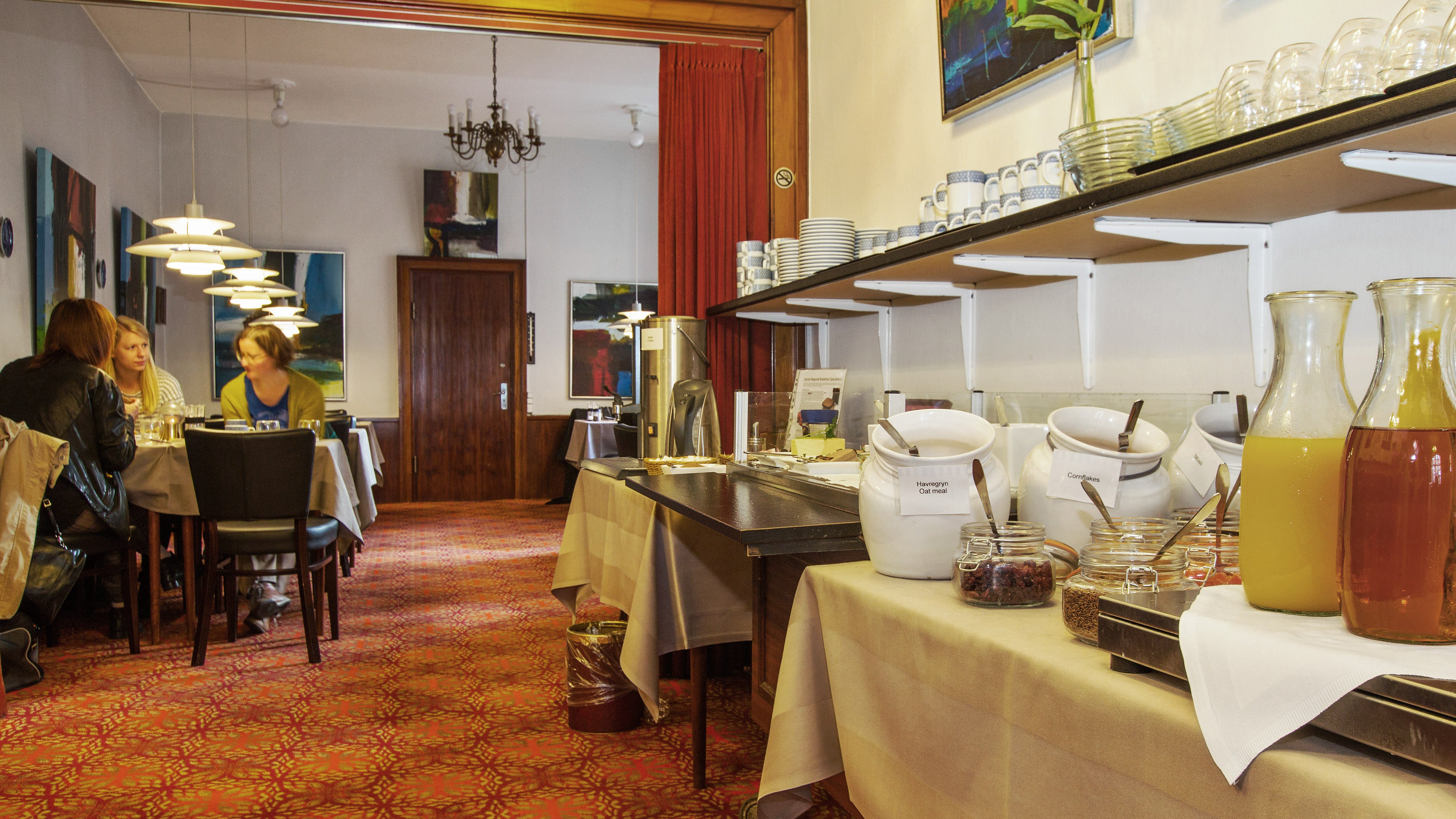 Palads Hotel 38/48