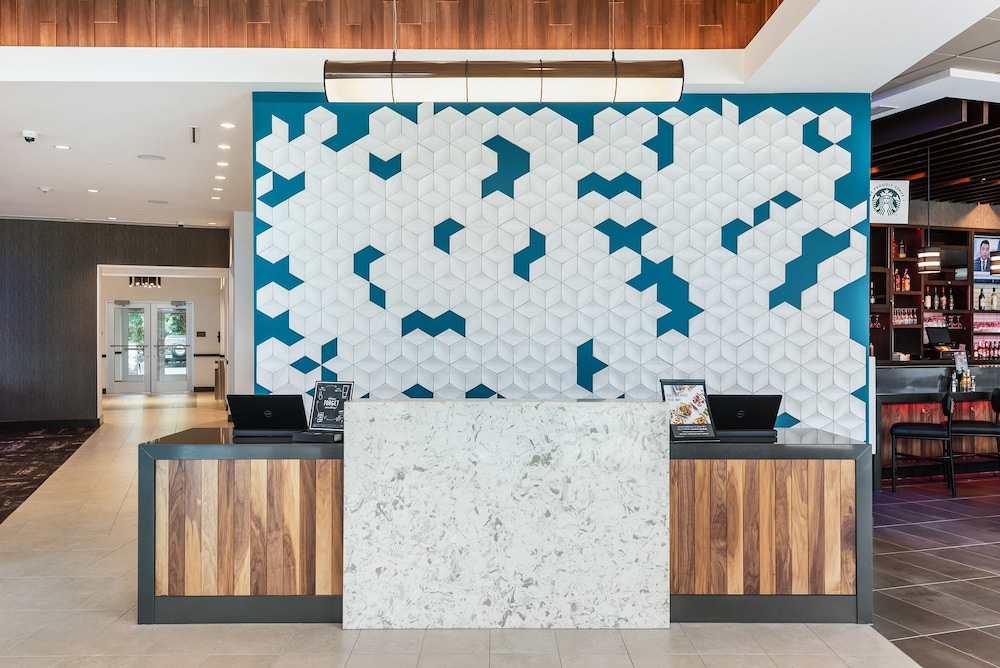 Hyatt Place Tampa/Wesley Chapel 8/61