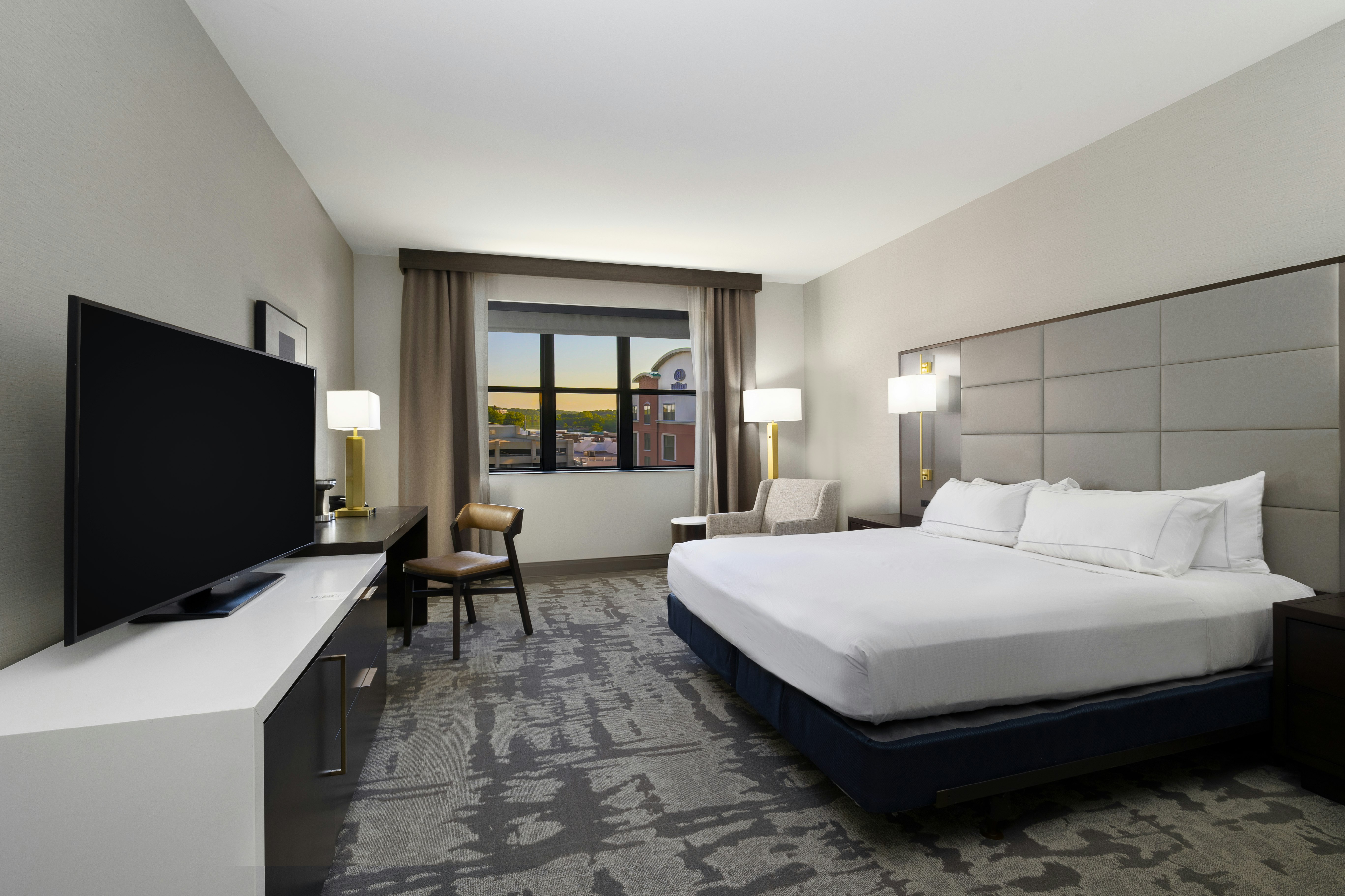 Condo, Suite, King Bed, Accessible