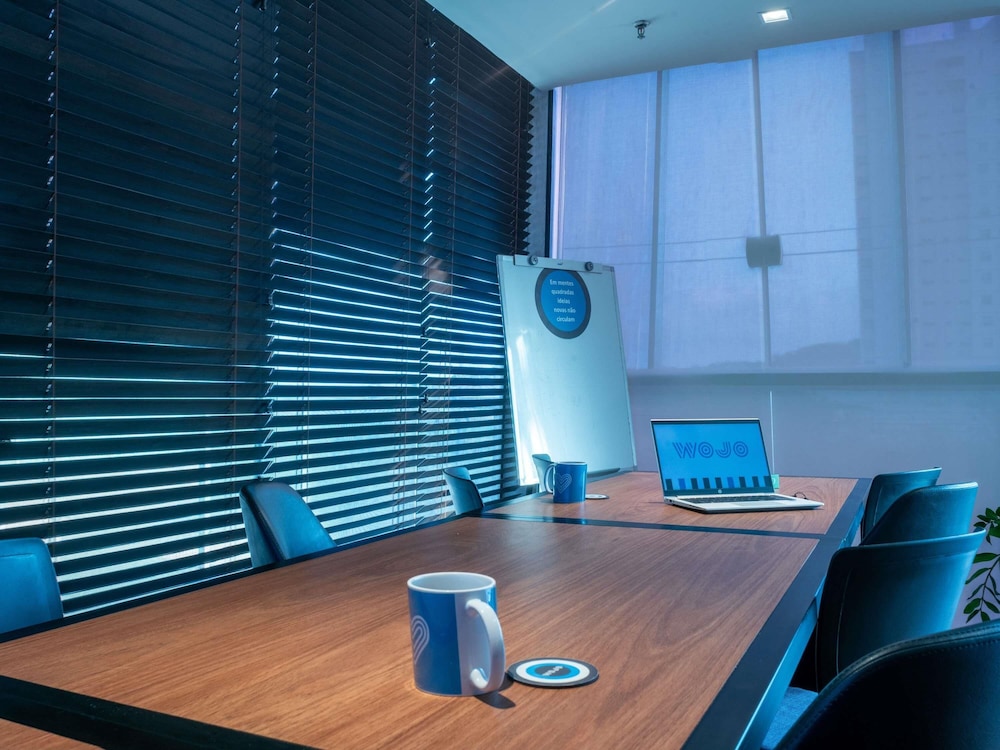Ibis Sao Luis 60/64