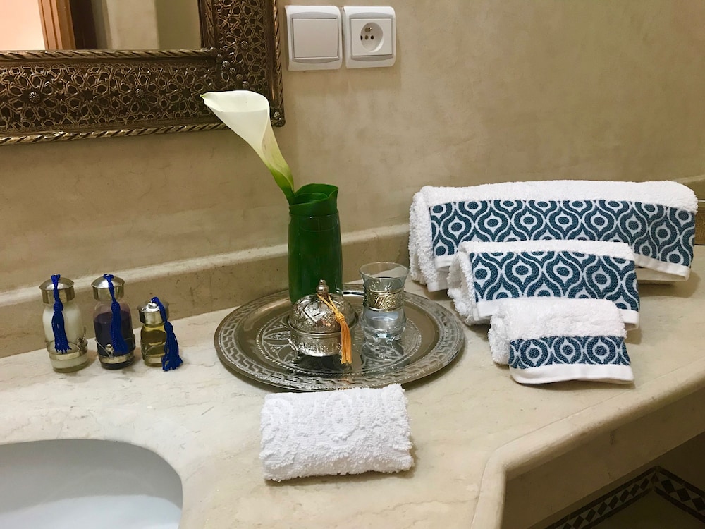 Riad Miral 22/50