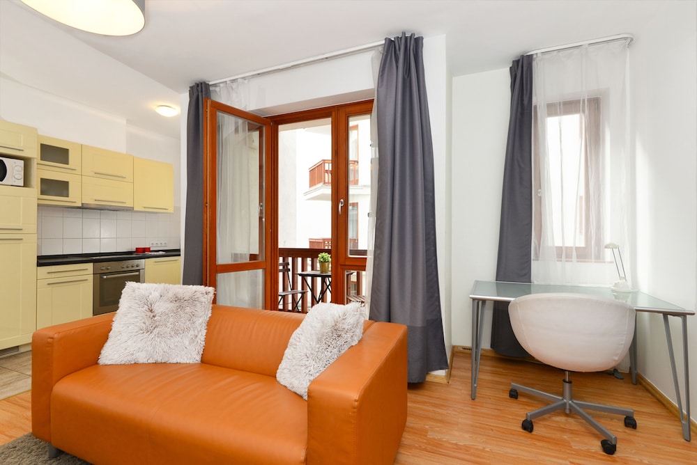 Lord Residence 37/58