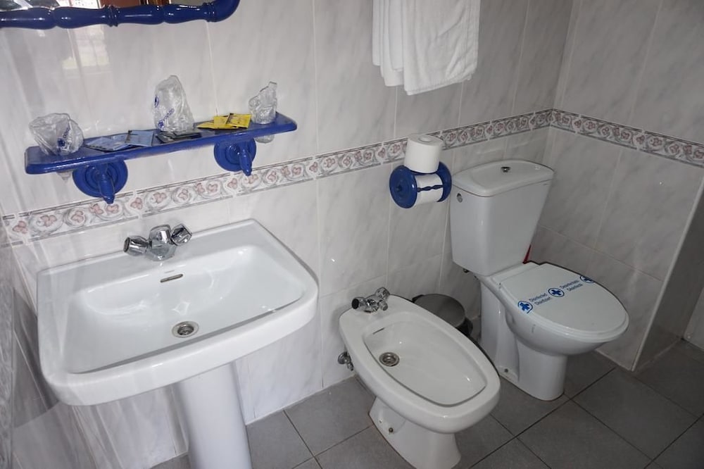 Hostal Alamare 43/50