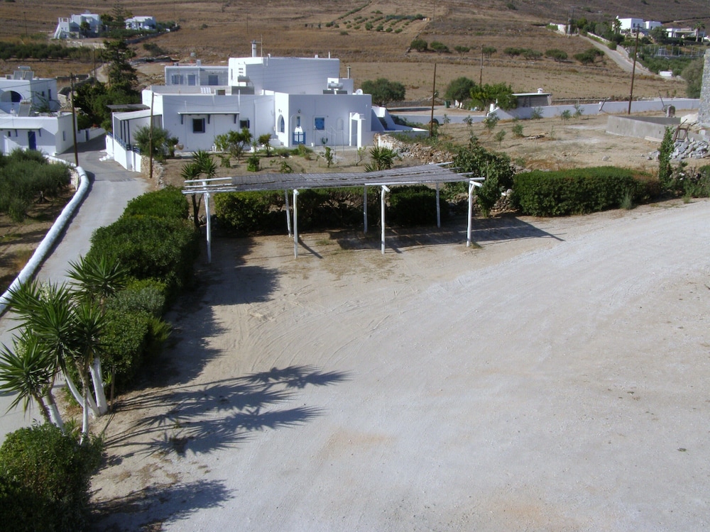 Elena Studios & Apartments 43/60