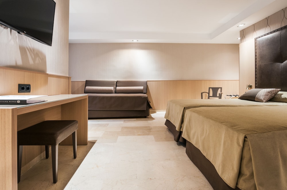 Gran Hotel Barcino 26/76
