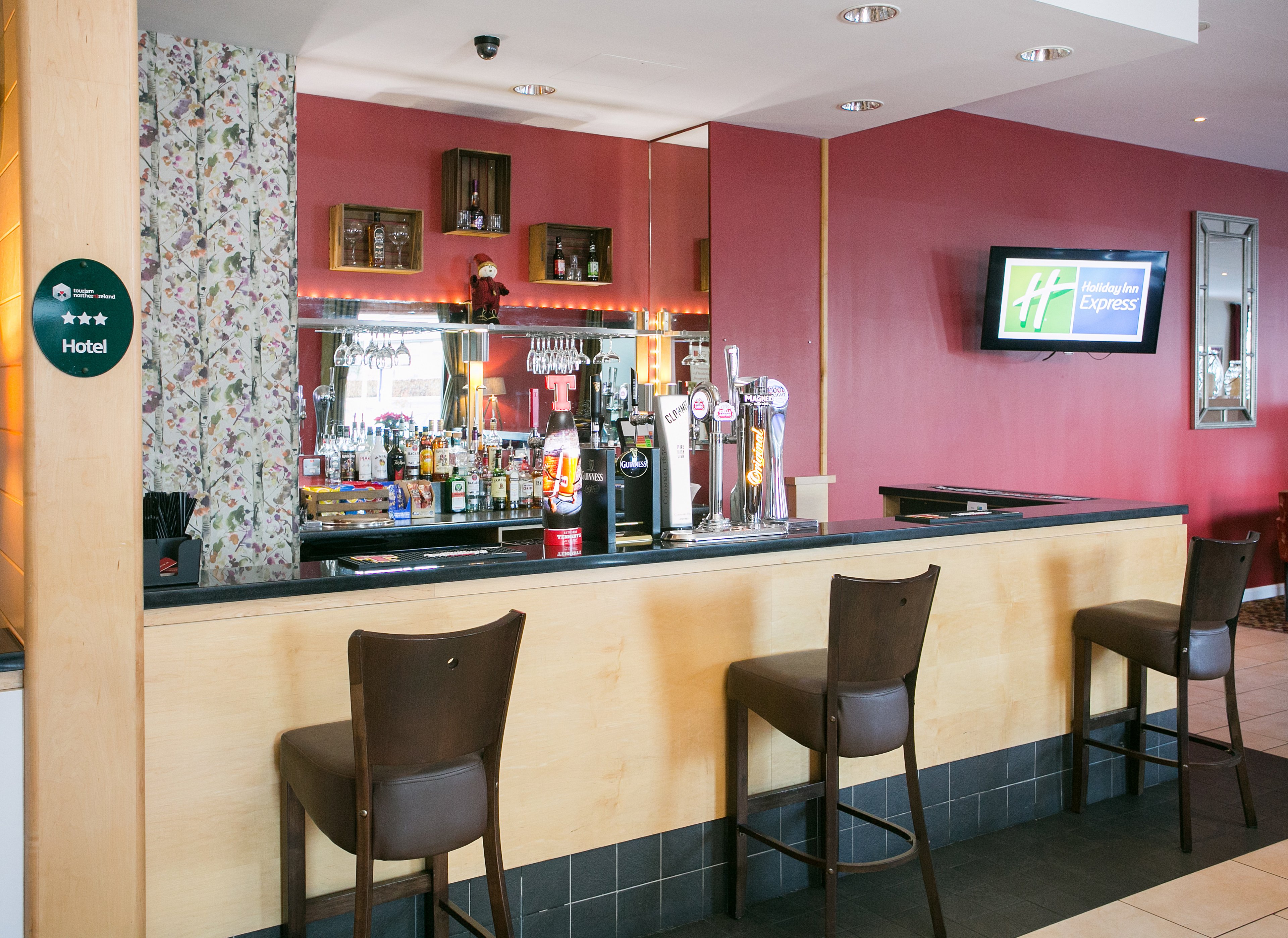 Holiday Inn Express Antrim 8/18
