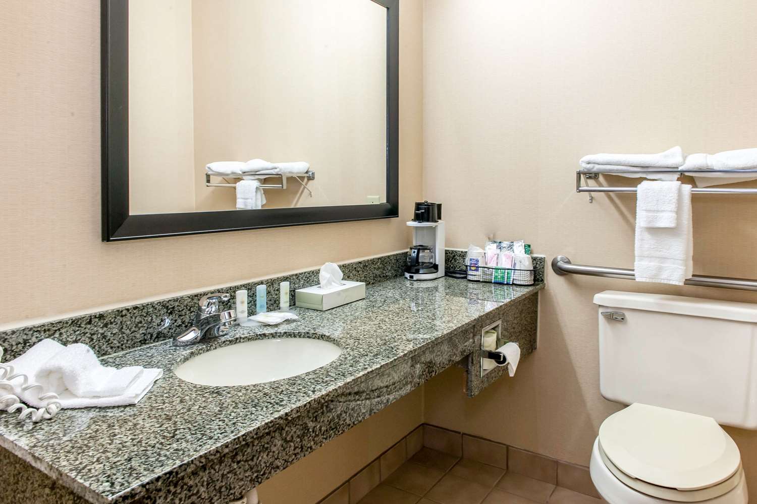 Quality Inn Defiance 6/6
