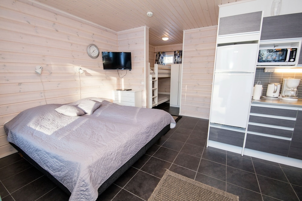 Kajaani Cottages 10/50
