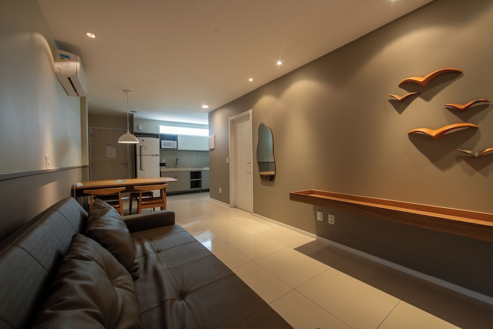 Wave Suites Hotel 45/72