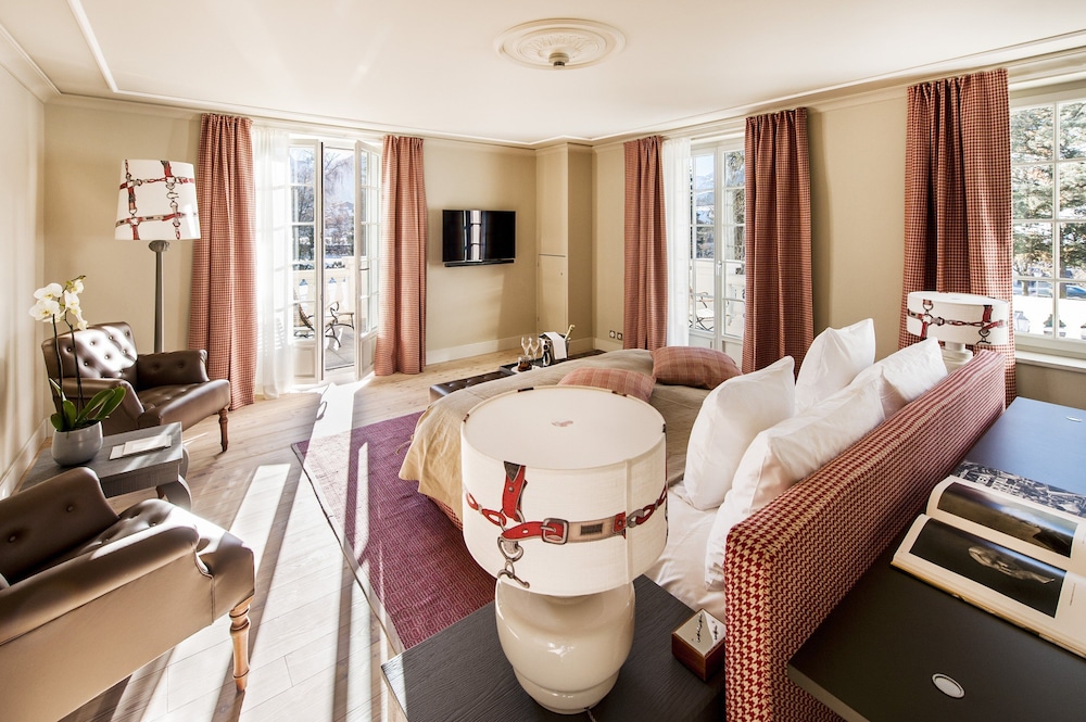 Le Grand Bellevue 68/83
