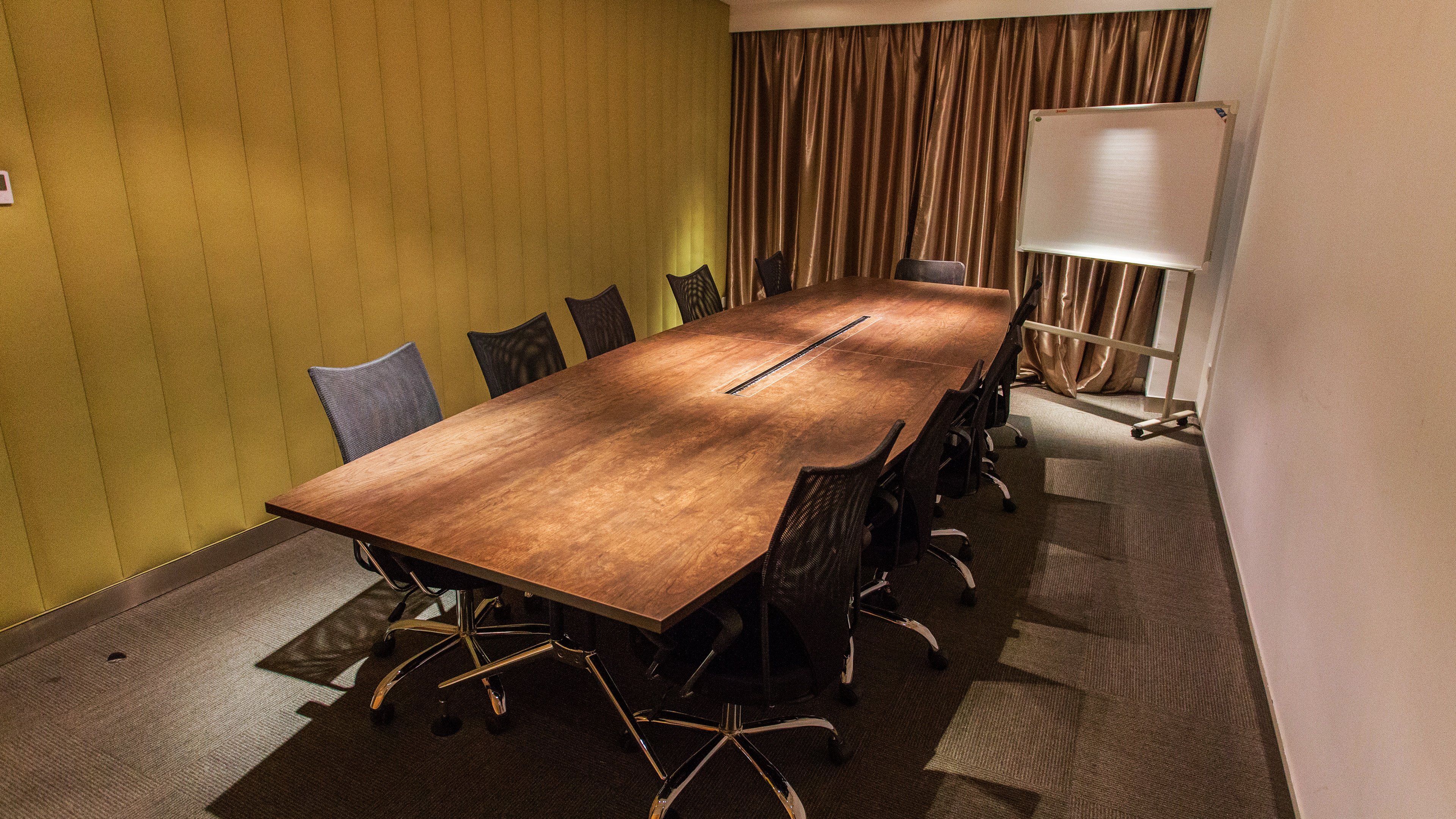 Holiday Inn Express Changzhou Center 16/24