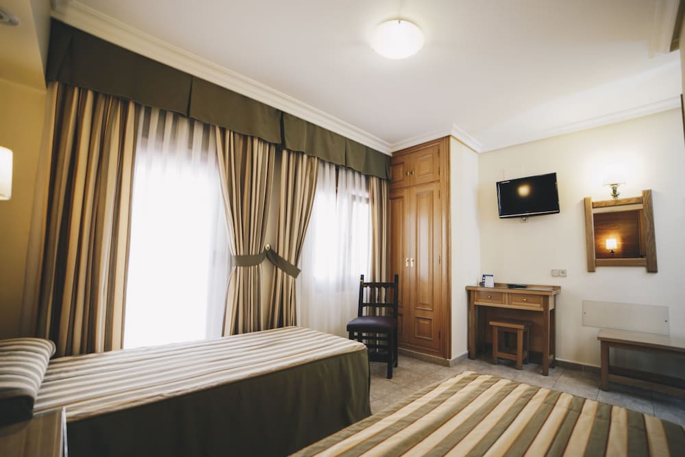 Hostal Los Gavilanes 2 17/50