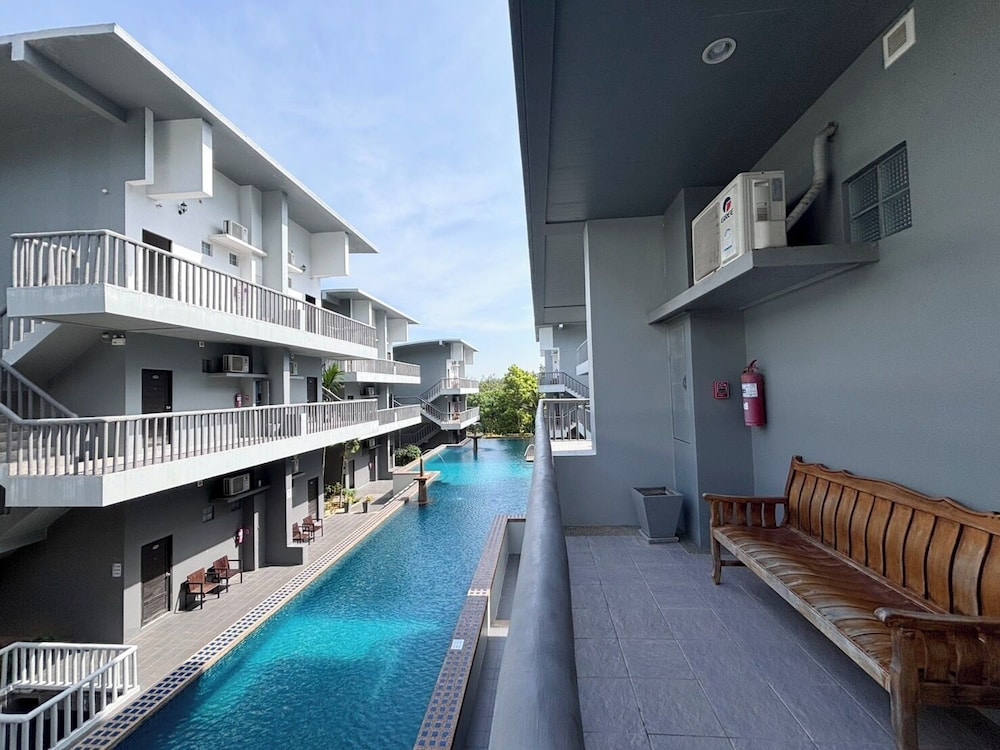 Arawan Krabi Beach Resort 9/66