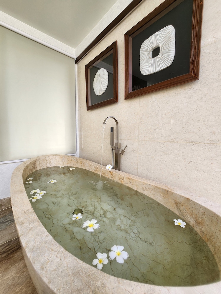 Kandora Luxury Villas 34/60