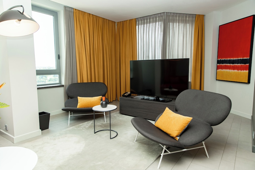 Noom Hotel Abidjan 33/39