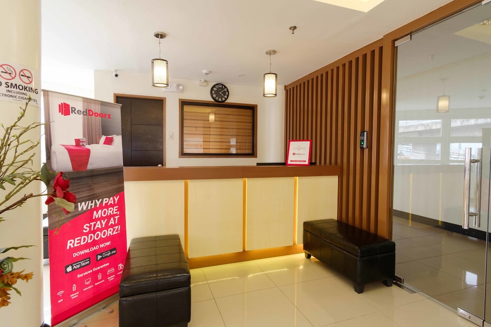 Reddoorz Plus Edsa Congressional 7/32