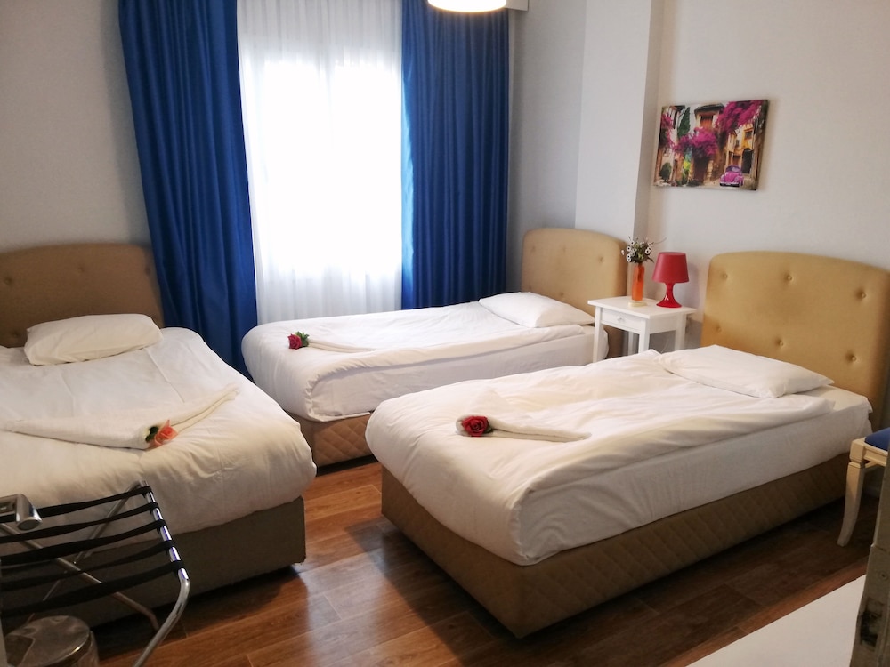 Urkmez Hotel 16/50