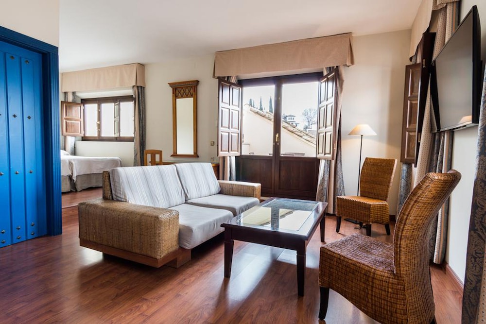 Plaza Nueva Hotel 47/67
