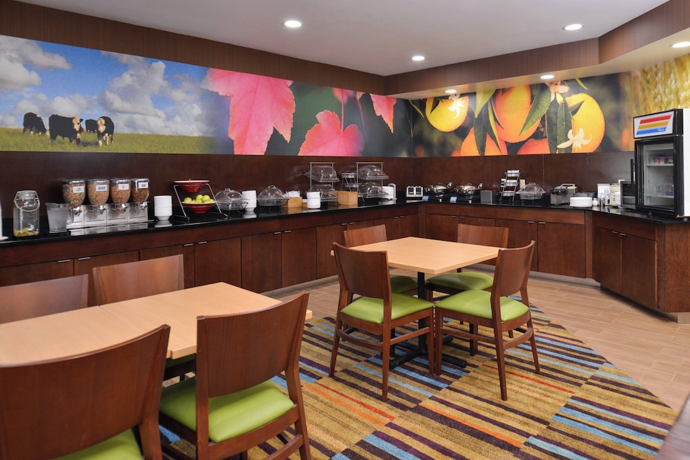 Fairfield Inn By Marriott Louisville North 36/58