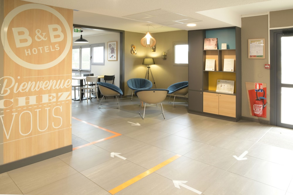 Lobby at B&B Hotel Angouleme, GOND-PONTOUVRE
