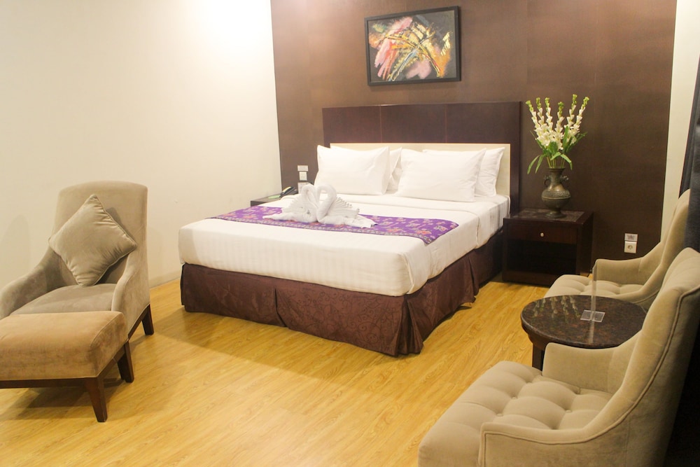 Narita Hotel Tangerang 7/33