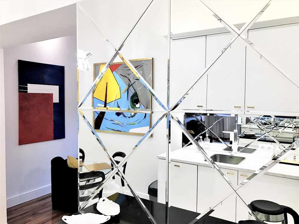 Luxury Collection Mondrian Market Square 26/48