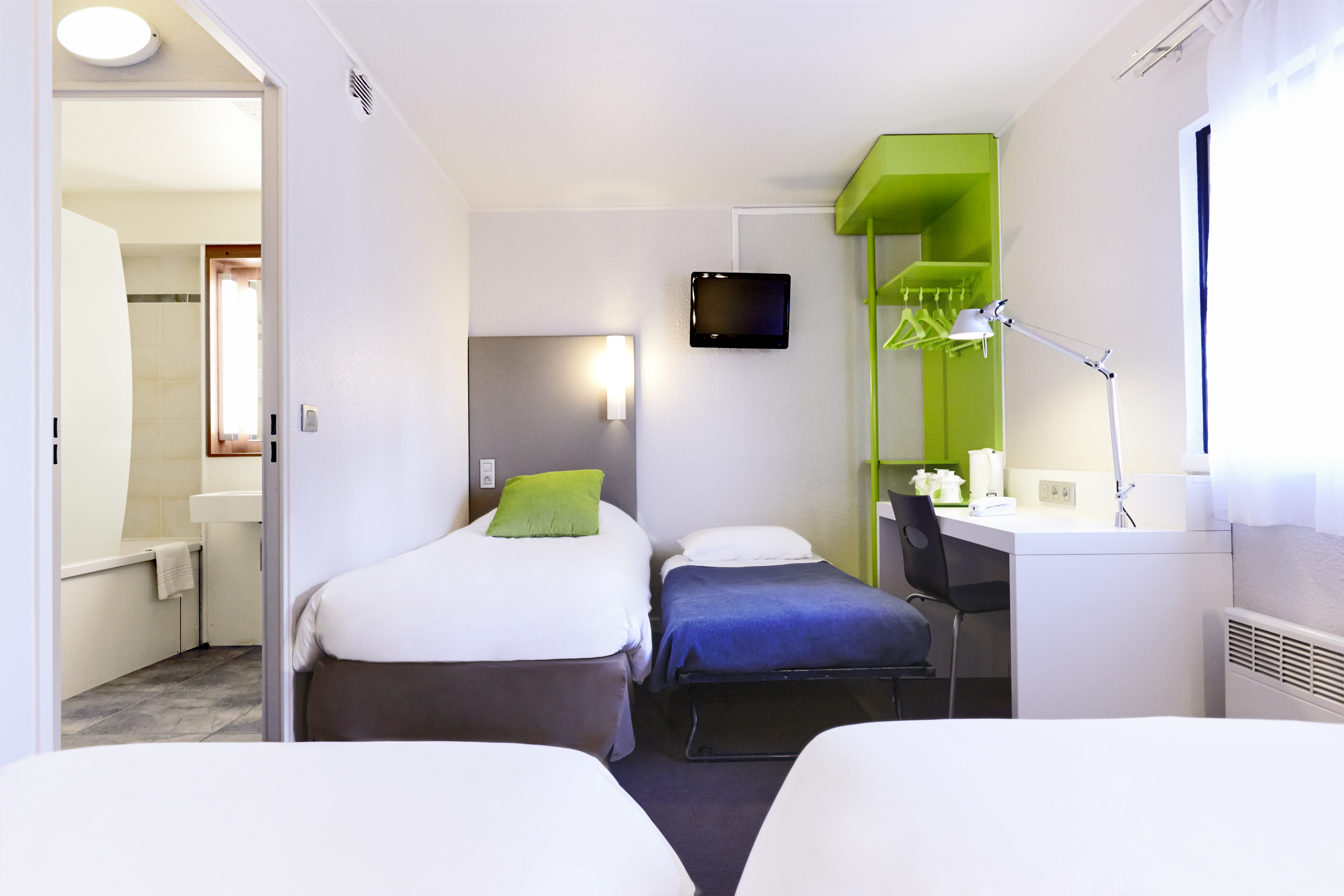 Standard, Multiple Beds