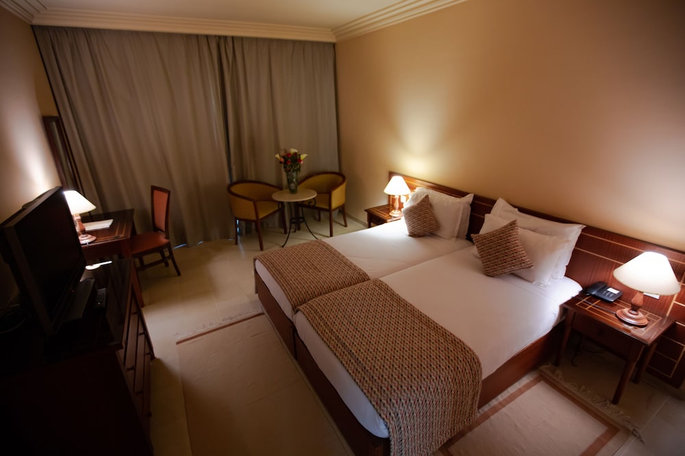 Hotel Le Consul 9/41