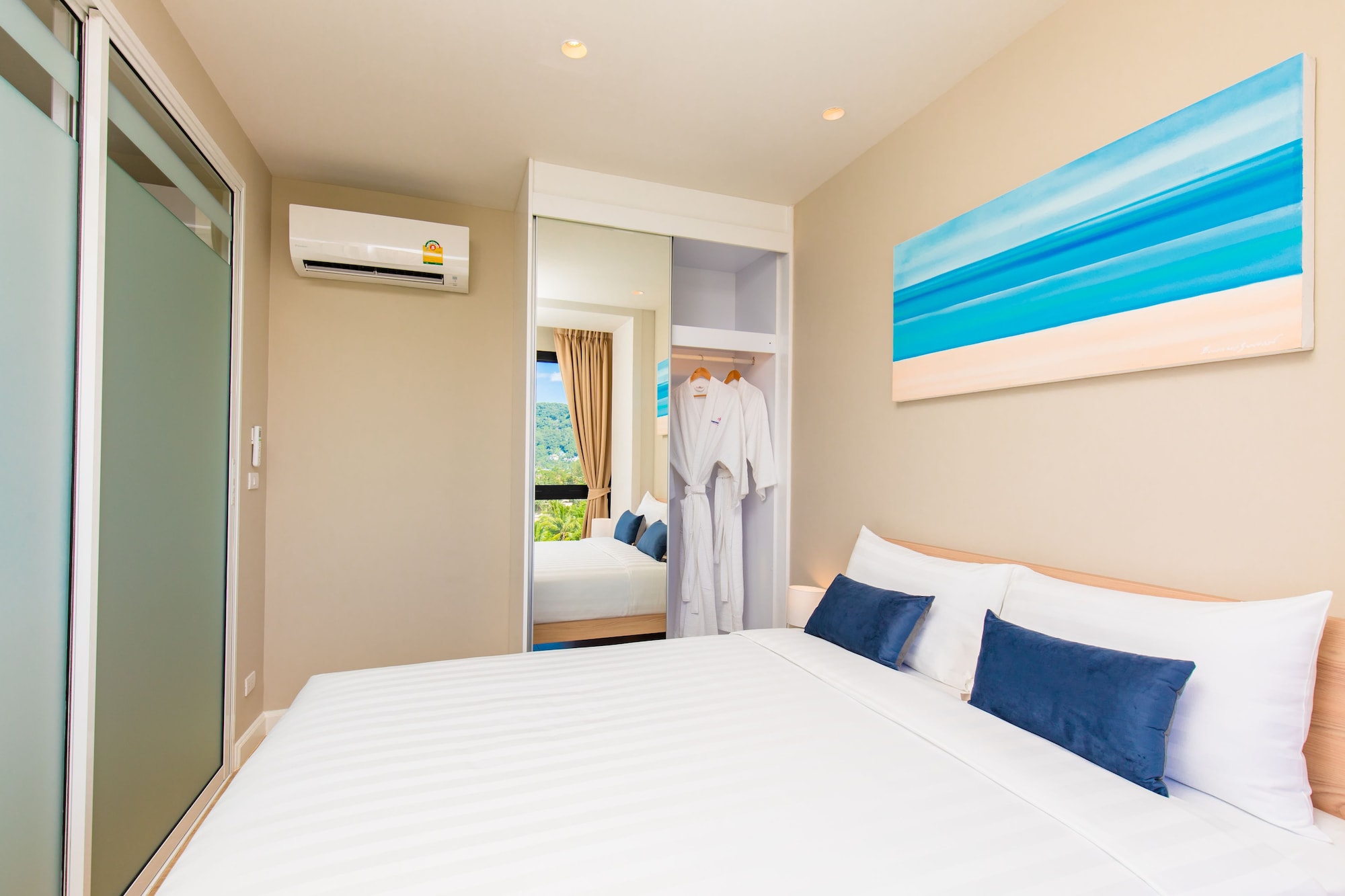 Deluxe Suite Double