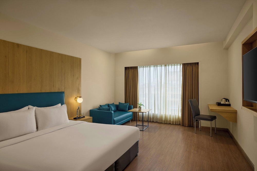 The Fern Residency Subhash Bridge Ahmedabad 18/65