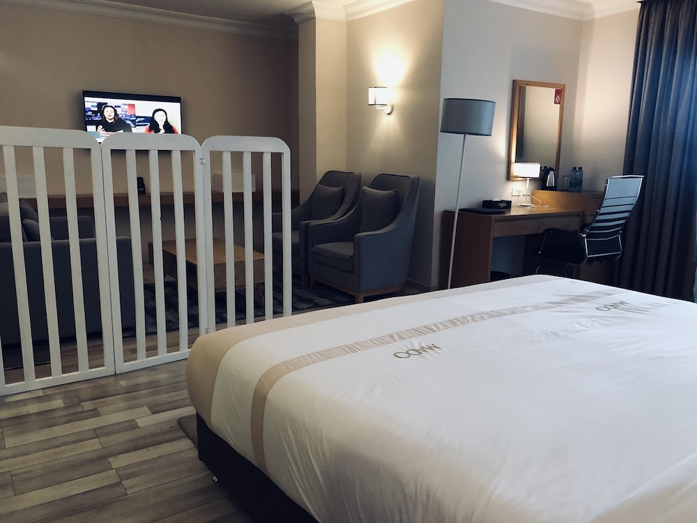 Mado Hotel 20/66