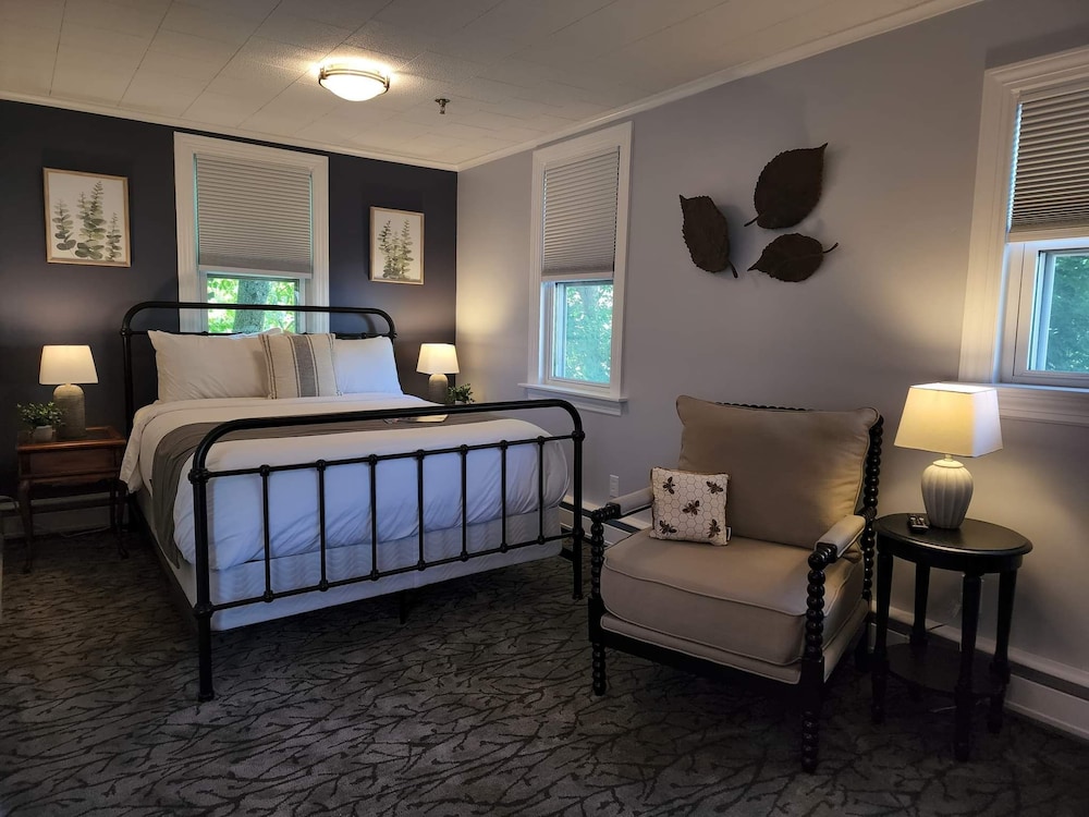 Little Fig Hotel 8/29
